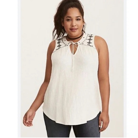torrid Tops - Torrid Size 0 Sleeveless Tunic Tank‎ Women L with Tie Front Embroidered Grommets